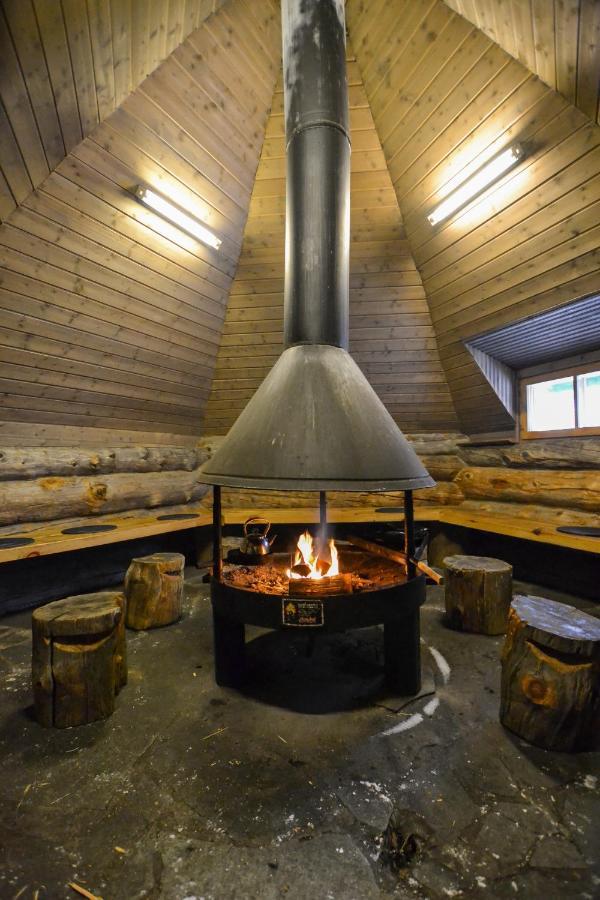 Yllaeshilla Cottage Äkäslompolo Екстериор снимка